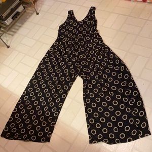 Betsy Johnson black  jumper jumpsuit wide legs